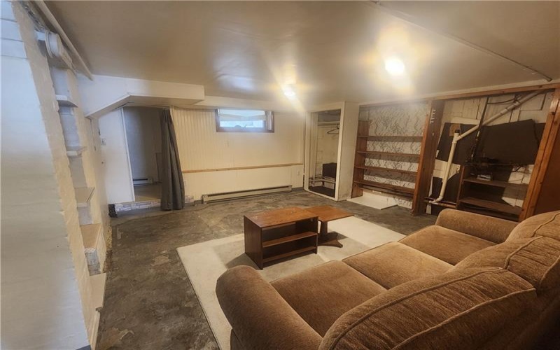 670 Park St, California, 15419, ,Multi-unit,For Sale,Park St,1750326