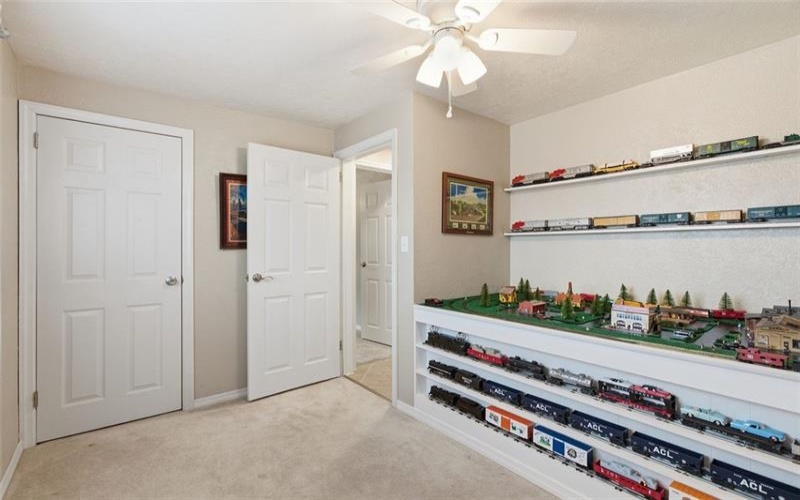 120 Crestview Mnr, Monongahela, 15063, 3 Bedrooms Bedrooms, 11 Rooms Rooms,2 BathroomsBathrooms,Residential,For Sale,Crestview Mnr,1748785