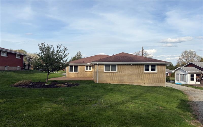 120 Crestview Mnr, Monongahela, 15063, 3 Bedrooms Bedrooms, 11 Rooms Rooms,2 BathroomsBathrooms,Residential,For Sale,Crestview Mnr,1748785