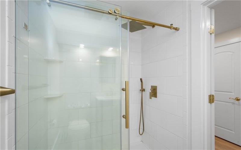 204 Buckels Ave, Houston, 15342, 3 Bedrooms Bedrooms, 7 Rooms Rooms,2 BathroomsBathrooms,Residential,For Sale,Buckels Ave,1750344
