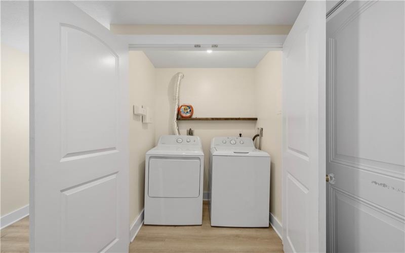 204 Buckels Ave, Houston, 15342, 3 Bedrooms Bedrooms, 7 Rooms Rooms,2 BathroomsBathrooms,Residential,For Sale,Buckels Ave,1750344