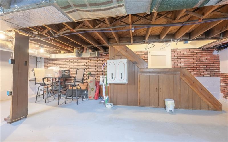 203 George St, Jeannette, 15644, 3 Bedrooms Bedrooms, ,2 BathroomsBathrooms,Residential,For Sale,George St,1748807
