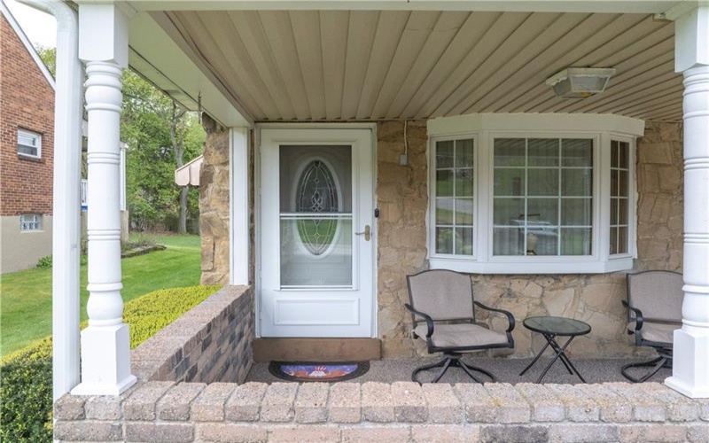 203 George St, Jeannette, 15644, 3 Bedrooms Bedrooms, ,2 BathroomsBathrooms,Residential,For Sale,George St,1748807
