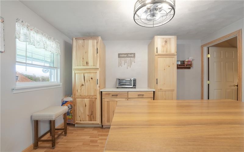 203 George St, Jeannette, 15644, 3 Bedrooms Bedrooms, ,2 BathroomsBathrooms,Residential,For Sale,George St,1748807