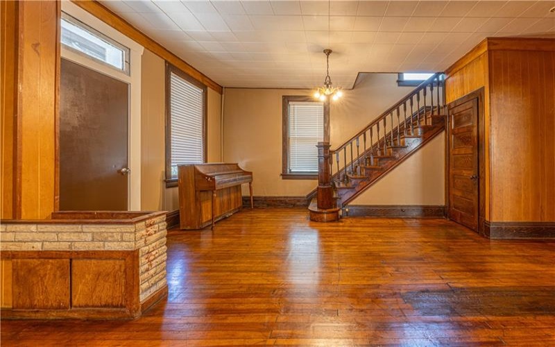 189 Mount Vernon Ave, Uniontown, 15401, 5 Bedrooms Bedrooms, ,1 BathroomBathrooms,Residential,For Sale,Mount Vernon Ave,1750351