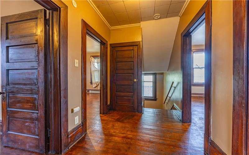 189 Mount Vernon Ave, Uniontown, 15401, 5 Bedrooms Bedrooms, ,1 BathroomBathrooms,Residential,For Sale,Mount Vernon Ave,1750351