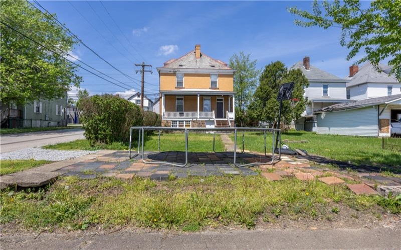 189 Mount Vernon Ave, Uniontown, 15401, 5 Bedrooms Bedrooms, ,1 BathroomBathrooms,Residential,For Sale,Mount Vernon Ave,1750351