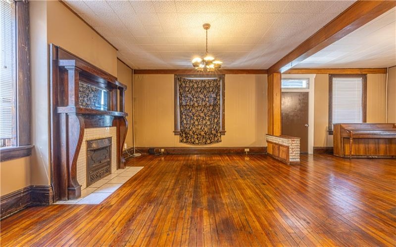 189 Mount Vernon Ave, Uniontown, 15401, 5 Bedrooms Bedrooms, ,1 BathroomBathrooms,Residential,For Sale,Mount Vernon Ave,1750351