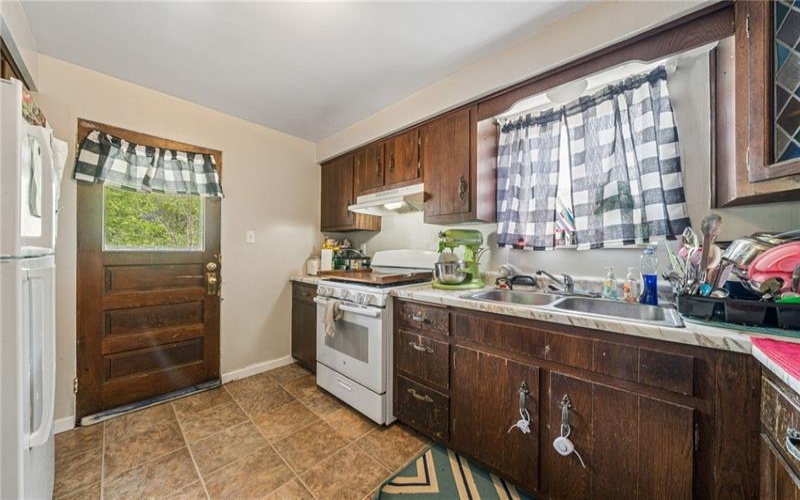 189 Sherman Avenue, Vandergrift, 15690, ,Multi-unit,For Sale,Sherman Avenue,1748860
