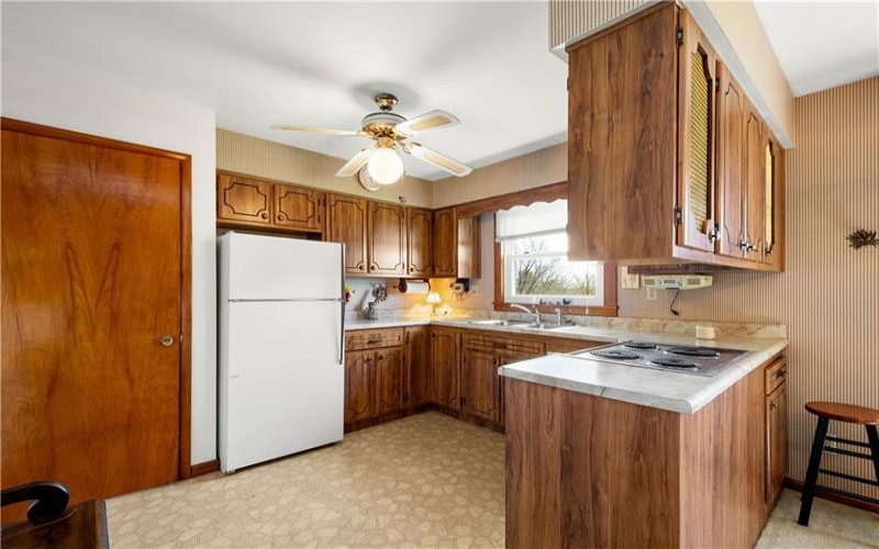 2810 Route 136, Eighty Four, 15330, 3 Bedrooms Bedrooms, 11 Rooms Rooms,1.1 BathroomsBathrooms,Residential,For Sale,Route 136,1750364