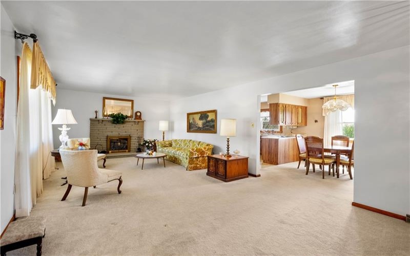 2810 Route 136, Eighty Four, 15330, 3 Bedrooms Bedrooms, 11 Rooms Rooms,1.1 BathroomsBathrooms,Residential,For Sale,Route 136,1750364