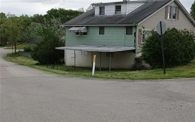 212 Fayette Ave, Hiller, 15444, 4 Bedrooms Bedrooms, ,1.1 BathroomsBathrooms,Residential,For Sale,Fayette Ave,1748869