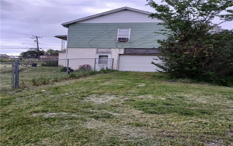212 Fayette Ave, Hiller, 15444, 4 Bedrooms Bedrooms, ,1.1 BathroomsBathrooms,Residential,For Sale,Fayette Ave,1748869