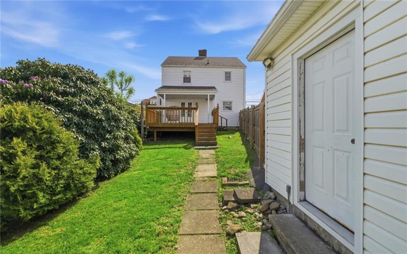 54 Downer Ave, Uniontown, 15401, 2 Bedrooms Bedrooms, ,3 BathroomsBathrooms,Residential,For Sale,Downer Ave,1750369