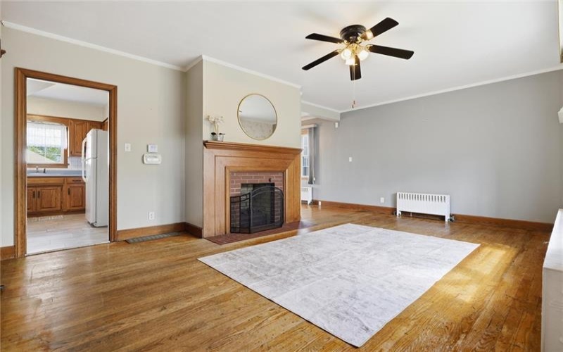 54 Downer Ave, Uniontown, 15401, 2 Bedrooms Bedrooms, ,3 BathroomsBathrooms,Residential,For Sale,Downer Ave,1750369