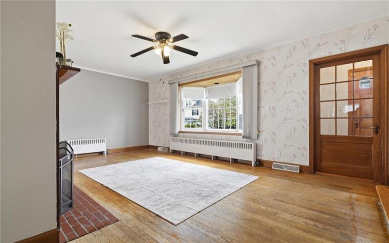 54 Downer Ave, Uniontown, 15401, 2 Bedrooms Bedrooms, ,3 BathroomsBathrooms,Residential,For Sale,Downer Ave,1750369