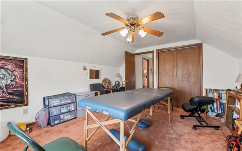 1242 La Belle Vue Rd, Vandergrift, 15690, 3 Bedrooms Bedrooms, 8 Rooms Rooms,2 BathroomsBathrooms,Residential,For Sale,La Belle Vue Rd,1750372