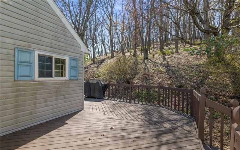1242 La Belle Vue Rd, Vandergrift, 15690, 3 Bedrooms Bedrooms, 8 Rooms Rooms,2 BathroomsBathrooms,Residential,For Sale,La Belle Vue Rd,1750372