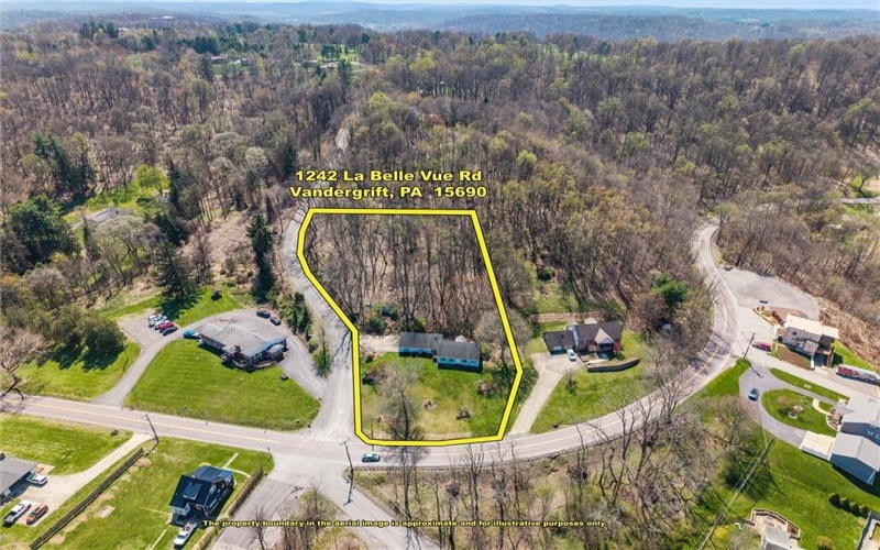 1242 La Belle Vue Rd, Vandergrift, 15690, 3 Bedrooms Bedrooms, 8 Rooms Rooms,2 BathroomsBathrooms,Residential,For Sale,La Belle Vue Rd,1750372