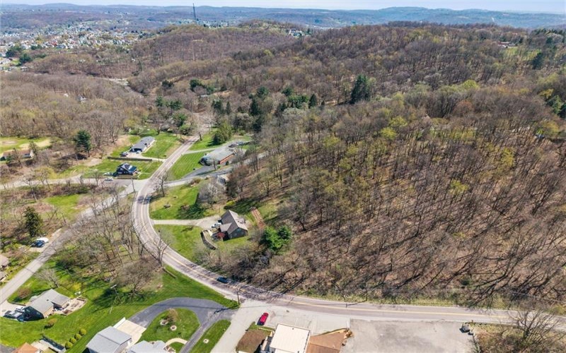 1242 La Belle Vue Rd, Vandergrift, 15690, 3 Bedrooms Bedrooms, 8 Rooms Rooms,2 BathroomsBathrooms,Residential,For Sale,La Belle Vue Rd,1750372