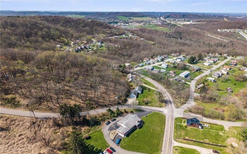 1242 La Belle Vue Rd, Vandergrift, 15690, 3 Bedrooms Bedrooms, 8 Rooms Rooms,2 BathroomsBathrooms,Residential,For Sale,La Belle Vue Rd,1750372