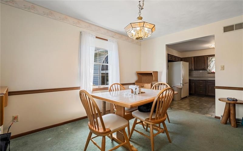 1242 La Belle Vue Rd, Vandergrift, 15690, 3 Bedrooms Bedrooms, 8 Rooms Rooms,2 BathroomsBathrooms,Residential,For Sale,La Belle Vue Rd,1750372