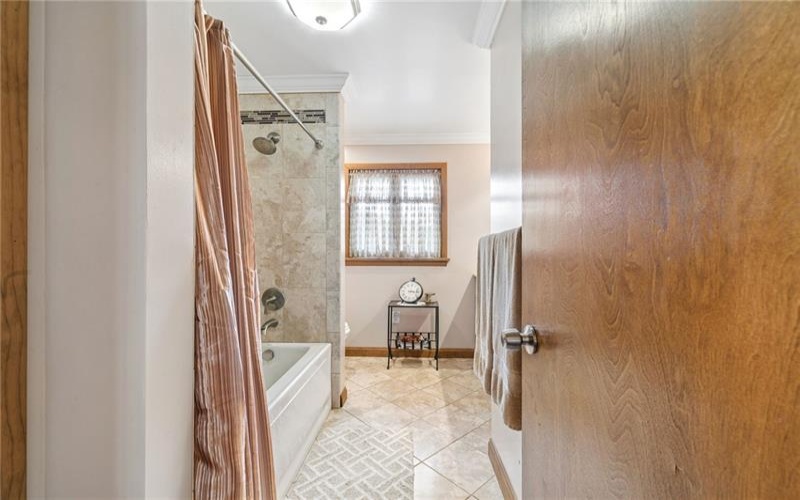 1416 Brinkerton Rd, Greensburg, 15601, 3 Bedrooms Bedrooms, 8 Rooms Rooms,3 BathroomsBathrooms,Residential,For Sale,Brinkerton Rd,1750397