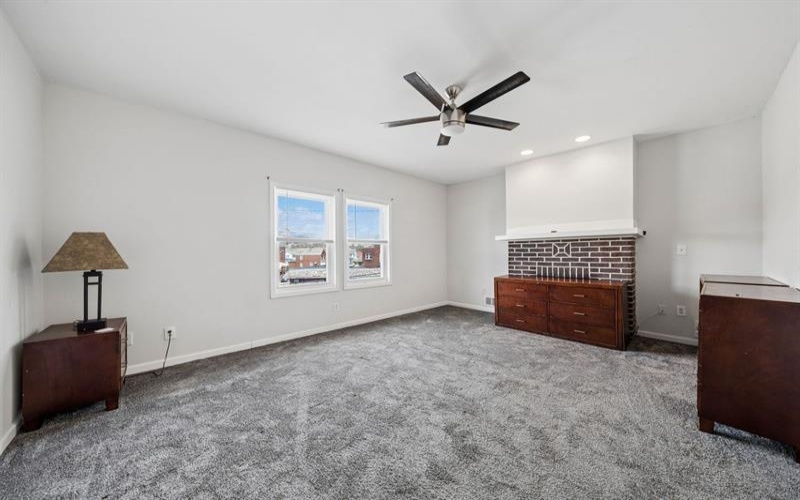 602 Division STREET, Jeannette, 15644, ,Multi-unit,For Sale,Division,1750400