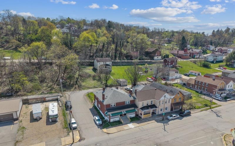 602 Division STREET, Jeannette, 15644, ,Multi-unit,For Sale,Division,1750400