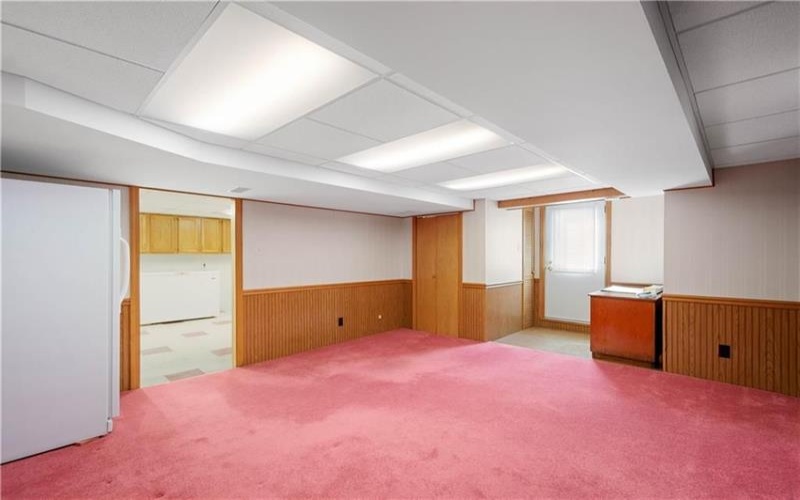 180 HILLTOP LANE, Washington, 15301, 2 Bedrooms Bedrooms, 7 Rooms Rooms,1.1 BathroomsBathrooms,Residential,For Sale,HILLTOP LANE,1748897