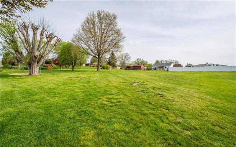180 HILLTOP LANE, Washington, 15301, 2 Bedrooms Bedrooms, 7 Rooms Rooms,1.1 BathroomsBathrooms,Residential,For Sale,HILLTOP LANE,1748897