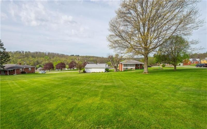 180 HILLTOP LANE, Washington, 15301, 2 Bedrooms Bedrooms, 7 Rooms Rooms,1.1 BathroomsBathrooms,Residential,For Sale,HILLTOP LANE,1748897