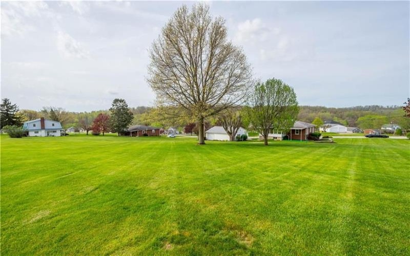 180 HILLTOP LANE, Washington, 15301, 2 Bedrooms Bedrooms, 7 Rooms Rooms,1.1 BathroomsBathrooms,Residential,For Sale,HILLTOP LANE,1748897
