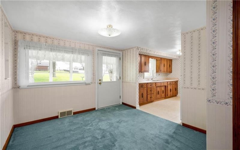 180 HILLTOP LANE, Washington, 15301, 2 Bedrooms Bedrooms, 7 Rooms Rooms,1.1 BathroomsBathrooms,Residential,For Sale,HILLTOP LANE,1748897