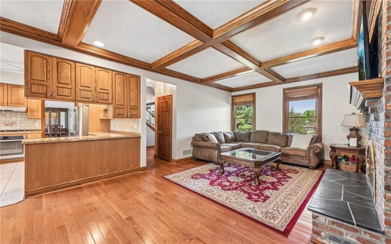 1140 Whitmore Rd, Irwin, 15642, 5 Bedrooms Bedrooms, 14 Rooms Rooms,5.1 BathroomsBathrooms,Residential,For Sale,Whitmore Rd,1750413