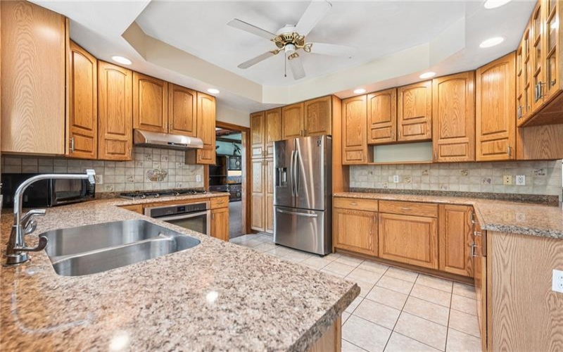1140 Whitmore Rd, Irwin, 15642, 5 Bedrooms Bedrooms, 14 Rooms Rooms,5.1 BathroomsBathrooms,Residential,For Sale,Whitmore Rd,1750413