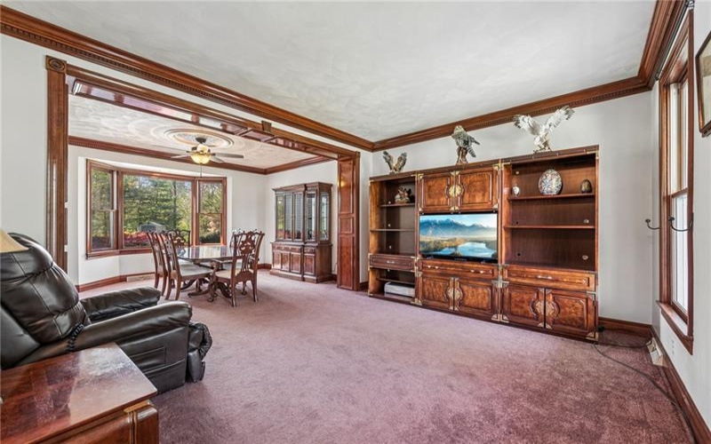 1140 Whitmore Rd, Irwin, 15642, 5 Bedrooms Bedrooms, 14 Rooms Rooms,5.1 BathroomsBathrooms,Residential,For Sale,Whitmore Rd,1750413