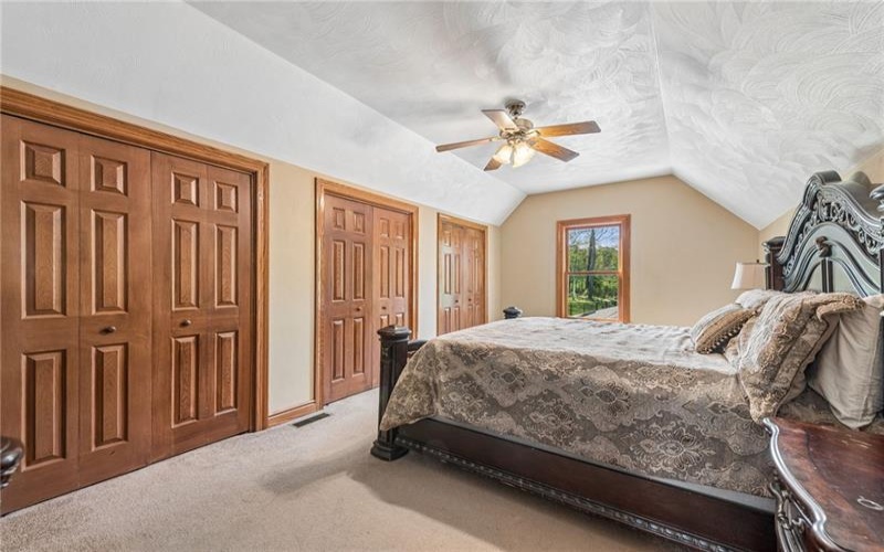 1140 Whitmore Rd, Irwin, 15642, 5 Bedrooms Bedrooms, 14 Rooms Rooms,5.1 BathroomsBathrooms,Residential,For Sale,Whitmore Rd,1750413