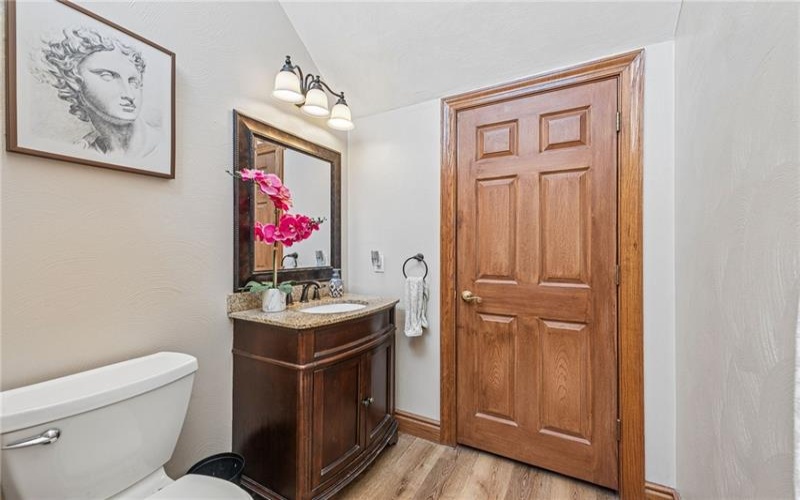 1140 Whitmore Rd, Irwin, 15642, 5 Bedrooms Bedrooms, 14 Rooms Rooms,5.1 BathroomsBathrooms,Residential,For Sale,Whitmore Rd,1750413