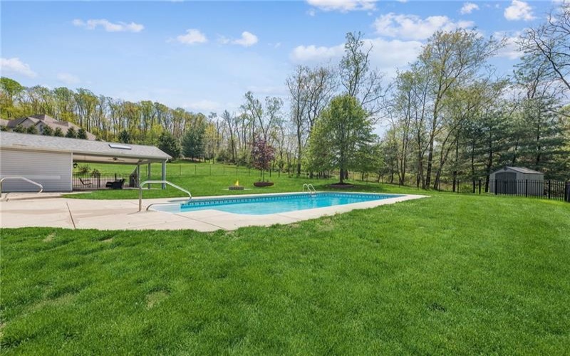 1140 Whitmore Rd, Irwin, 15642, 5 Bedrooms Bedrooms, 14 Rooms Rooms,5.1 BathroomsBathrooms,Residential,For Sale,Whitmore Rd,1750413