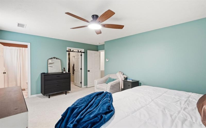 220 Maple Ridge Drive, Canonsburg, 15317, 3 Bedrooms Bedrooms, ,2.1 BathroomsBathrooms,Residential,For Sale,Maple Ridge Drive,1748949