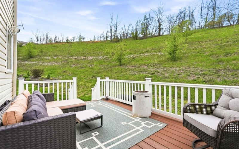 220 Maple Ridge Drive, Canonsburg, 15317, 3 Bedrooms Bedrooms, ,2.1 BathroomsBathrooms,Residential,For Sale,Maple Ridge Drive,1748949