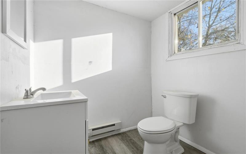 201 Filbert Orient Rd, New Salem, 15468, 3 Bedrooms Bedrooms, ,1 BathroomBathrooms,Residential,For Sale,Filbert Orient Rd,1750422