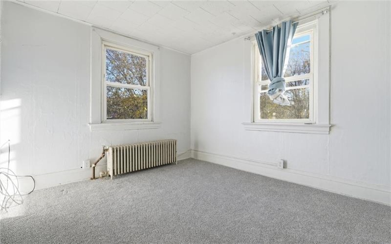 201 Filbert Orient Rd, New Salem, 15468, 3 Bedrooms Bedrooms, ,1 BathroomBathrooms,Residential,For Sale,Filbert Orient Rd,1750422