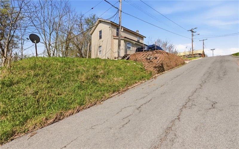 3 Chestnut Street, Meyersdale, 15552, 2 Bedrooms Bedrooms, ,1 BathroomBathrooms,Residential,For Sale,Chestnut Street,1748978