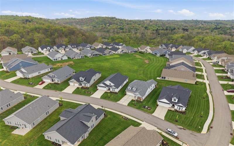 361 Victory Lane, Canonsburg, 15317, 2 Bedrooms Bedrooms, 9 Rooms Rooms,2 BathroomsBathrooms,Residential,For Sale,Victory Lane,1750432