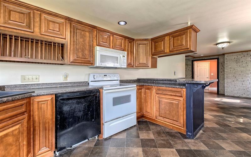 140 Keck Lane, Ruffs Dale, 15679, 3 Bedrooms Bedrooms, ,3 BathroomsBathrooms,Residential,For Sale,Keck Lane,1749019