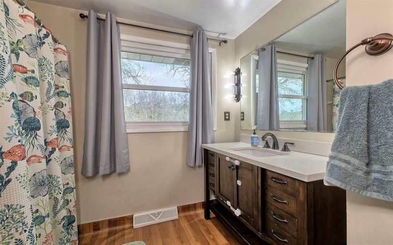 140 Keck Lane, Ruffs Dale, 15679, 3 Bedrooms Bedrooms, ,3 BathroomsBathrooms,Residential,For Sale,Keck Lane,1749019