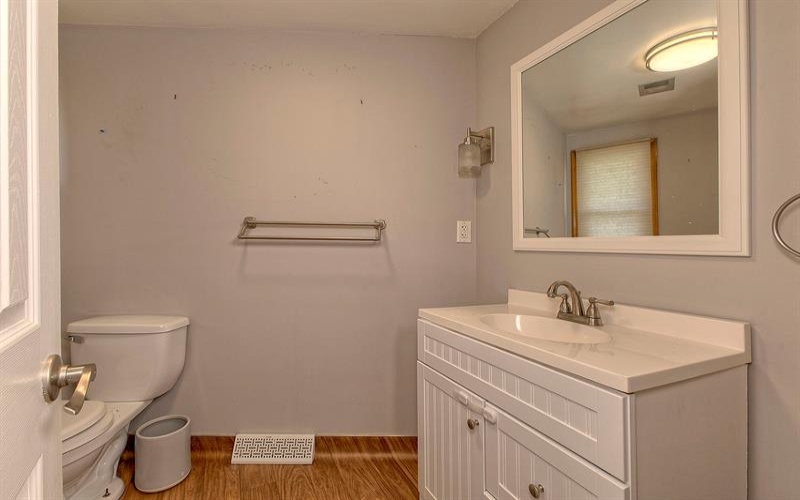 140 Keck Lane, Ruffs Dale, 15679, 3 Bedrooms Bedrooms, ,3 BathroomsBathrooms,Residential,For Sale,Keck Lane,1749019