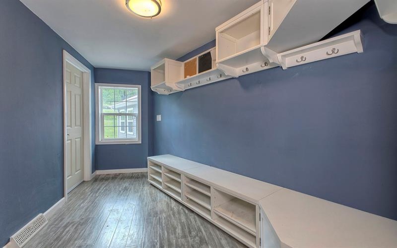 140 Keck Lane, Ruffs Dale, 15679, 3 Bedrooms Bedrooms, ,3 BathroomsBathrooms,Residential,For Sale,Keck Lane,1749019
